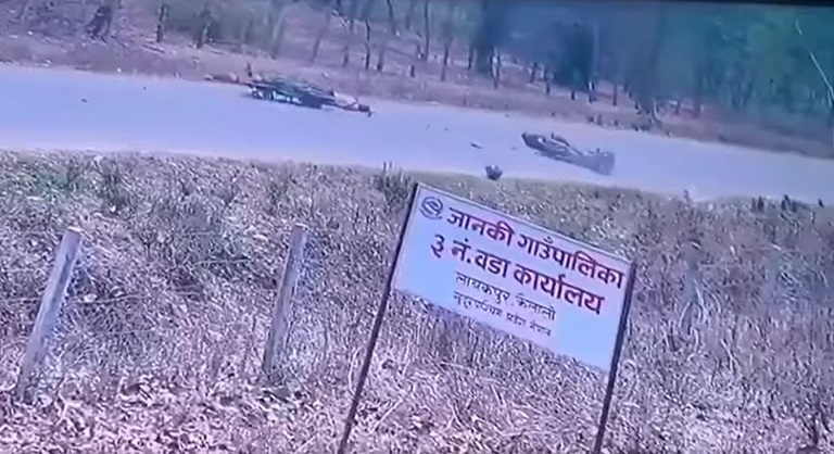 कैलालीमा दुई मोटरसाइकल ठोक्किंदा एकको मृत्यु, तीन घाइते