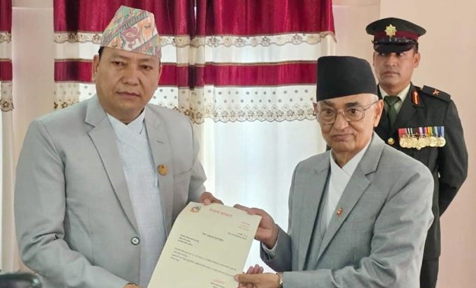 बागमतिको मुख्यमन्त्रीमा किरण थापा नियुक्त