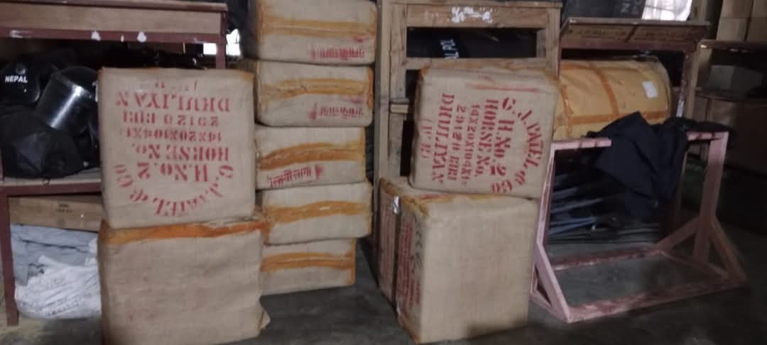 बैतडीमा भन्सार छलीको बिडी बराम