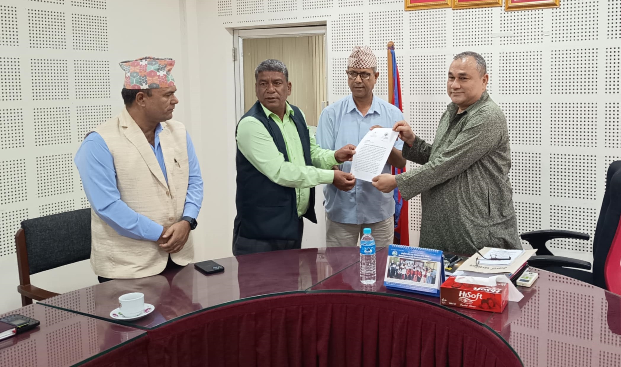 प्रदेश सरकारले हालै जारी गरेको स्थानीय सेवा ऐन सम्बन्धी ८८ पालिकाहरूको विरोध