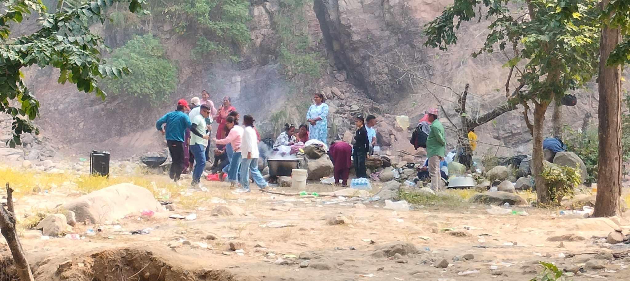 निश्चित पिकनिक स्पटको व्यवस्थापन नहुँदा गोदावरी दुर्गन्धित