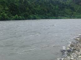 चौलानी नदीमा हाम फालेर बैतडीका युवक बेपत्ता