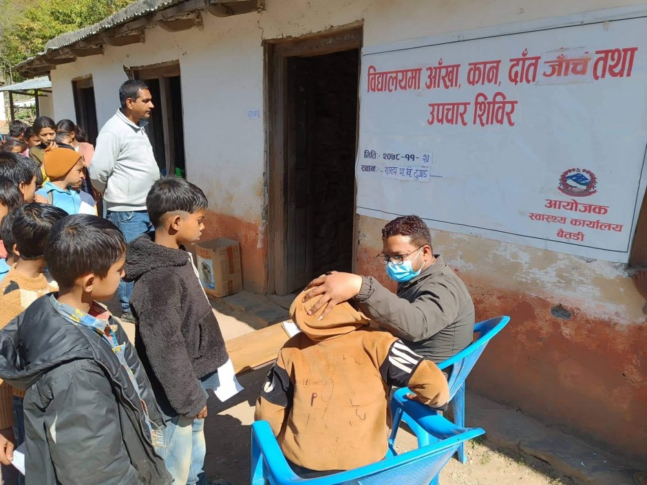 ७ सय ५० विद्यार्थीको निशुल्क स्वास्थ्य परिक्षण