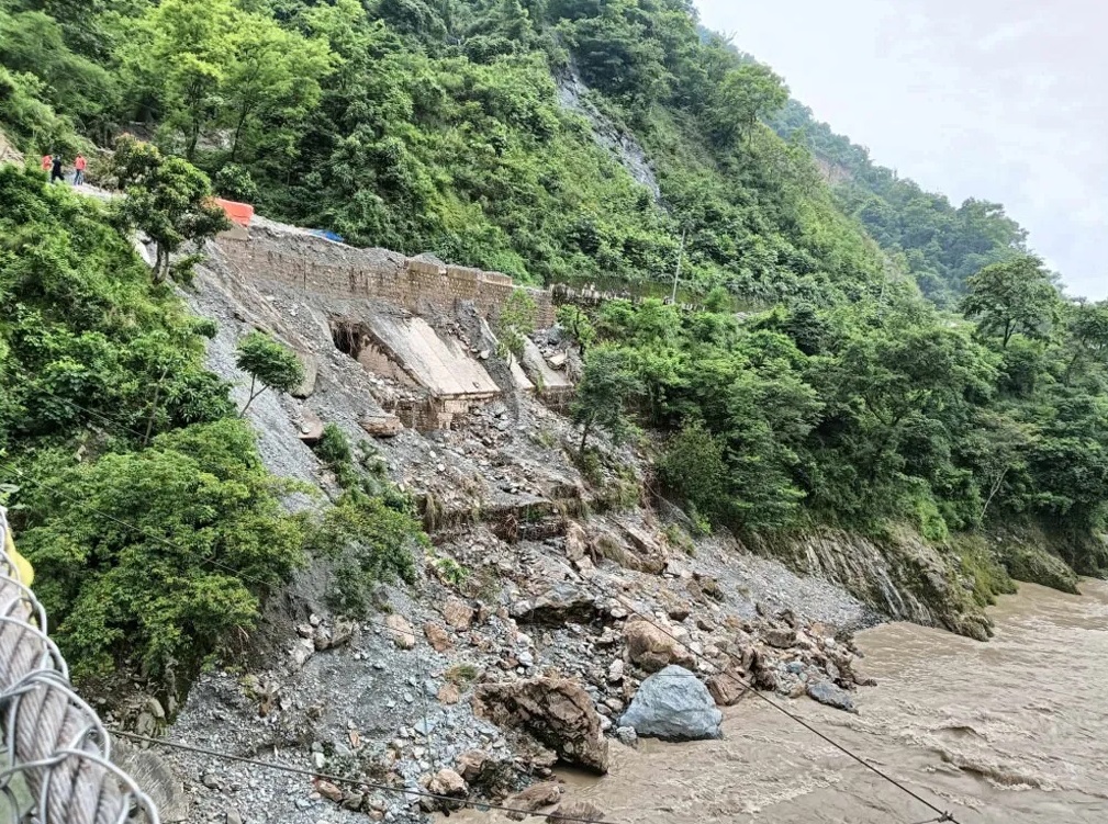 त्रिशूलीमा बेपत्ताको खोजीका लागि भारतीय उद्धार टोली खटियो