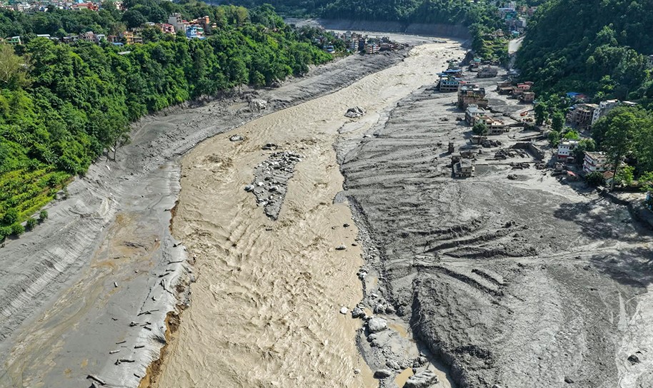 भोटेकोशीमा आएका बाढीबाट नुवाकोटका झण्डै १५ सय परिवार विस्थापित